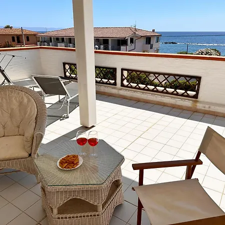 Casa La Magnolia Frontemare Porto Columbu - Perd'E Sali