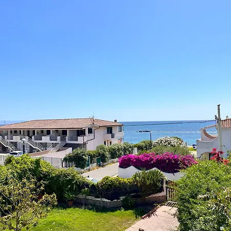 Casa La Magnolia Frontemare דירה Porto Columbu - Perd'E Sali