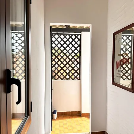 Casa La Magnolia Frontemare Porto Columbu - Perd'E Sali