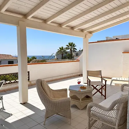 Casa La Magnolia Frontemare Lägenhet